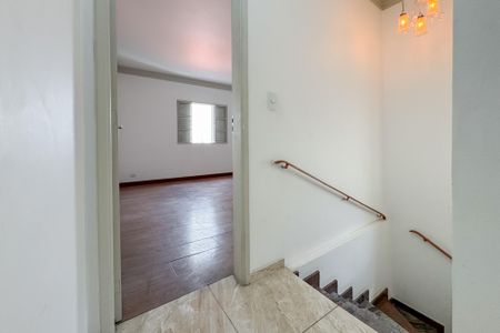 Casa à venda com 360m², 3 quartos e 4 vagas Casa à venda com 360m², 3 quartos e 4 vagasCorredor