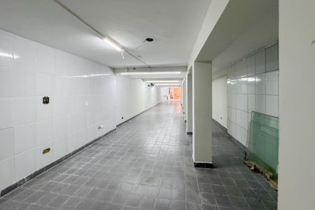 Casa à venda com 360m², 3 quartos e 4 vagas Casa à venda com 360m², 3 quartos e 4 vagasSubsolo