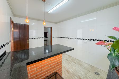 Casa à venda com 360m², 3 quartos e 4 vagas Casa à venda com 360m², 3 quartos e 4 vagasCozinha