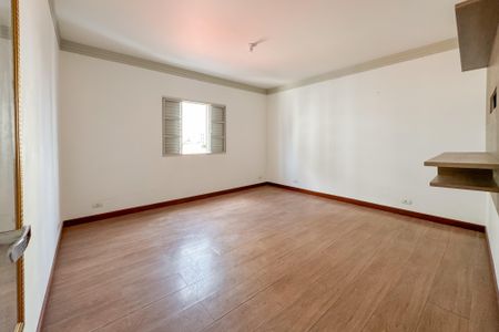 Casa à venda com 360m², 3 quartos e 4 vagas Casa à venda com 360m², 3 quartos e 4 vagasQuarto 1