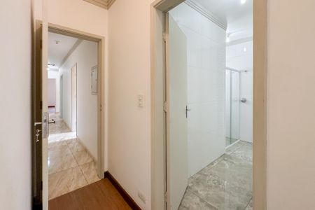 Casa à venda com 360m², 3 quartos e 4 vagas Casa à venda com 360m², 3 quartos e 4 vagasBanheiro da Suíte