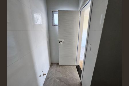 Casa à venda com 152m², 3 quartos e 2 vagas Casa à venda com 152m², 3 quartos e 2 vagasBanheiro da Suíte 1