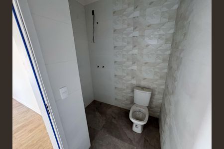 Casa à venda com 152m², 3 quartos e 2 vagas Casa à venda com 152m², 3 quartos e 2 vagasBanheiro da Suíte 1