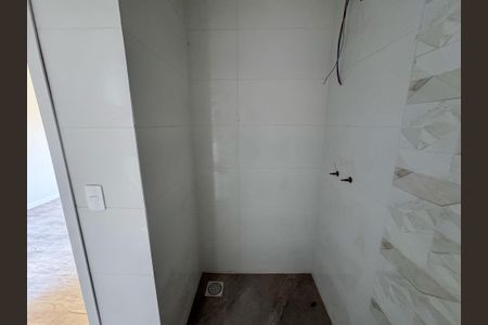 Casa à venda com 152m², 3 quartos e 2 vagas Casa à venda com 152m², 3 quartos e 2 vagasBanheiro da Suíte 1