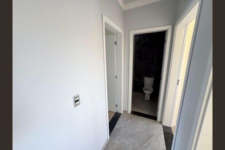 Casa à venda com 152m², 3 quartos e 2 vagas Casa à venda com 152m², 3 quartos e 2 vagasCorredor