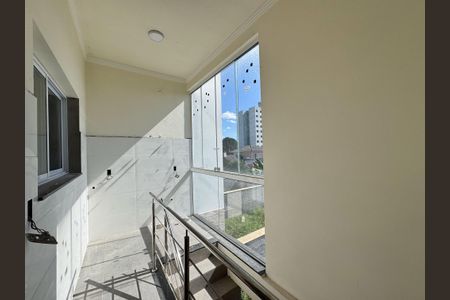 Casa à venda com 152m², 3 quartos e 2 vagas Casa à venda com 152m², 3 quartos e 2 vagasVaranda da Sala