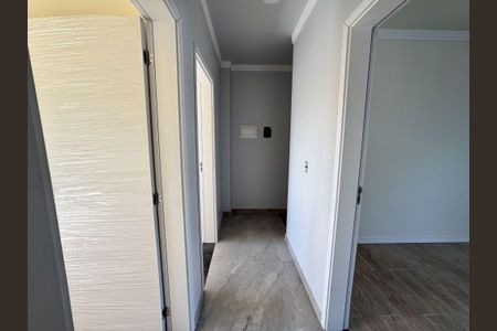 Casa à venda com 152m², 3 quartos e 2 vagas Casa à venda com 152m², 3 quartos e 2 vagasCorredor