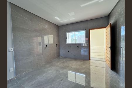 Casa à venda com 152m², 3 quartos e 2 vagas Casa à venda com 152m², 3 quartos e 2 vagasCozinha