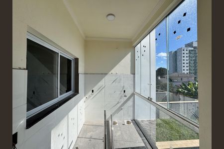 Casa à venda com 152m², 3 quartos e 2 vagas Casa à venda com 152m², 3 quartos e 2 vagasVaranda da Sala