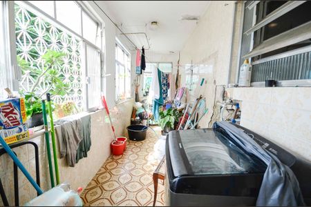 Apartamento à venda com 80m², 2 quartos e sem vaga Apartamento à venda com 80m², 2 quartos e sem vagaÁrea de Serviço