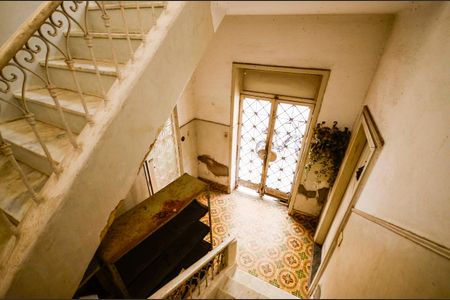 Apartamento à venda com 80m², 2 quartos e sem vaga Apartamento à venda com 80m², 2 quartos e sem vagaHall