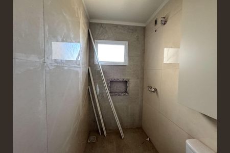 Casa à venda com 129m², 3 quartos e 2 vagas Casa à venda com 129m², 3 quartos e 2 vagasBanheiro Suíte 1