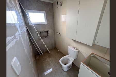 Casa à venda com 129m², 3 quartos e 2 vagas Casa à venda com 129m², 3 quartos e 2 vagasBanheiro Suíte 1