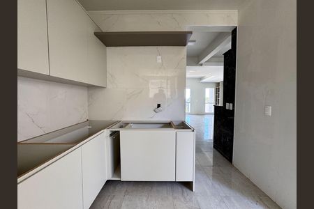 Casa à venda com 129m², 3 quartos e 2 vagas Casa à venda com 129m², 3 quartos e 2 vagasCozinha