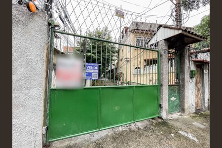 Casa à venda com 60m², 2 quartos e 1 vagaFachada