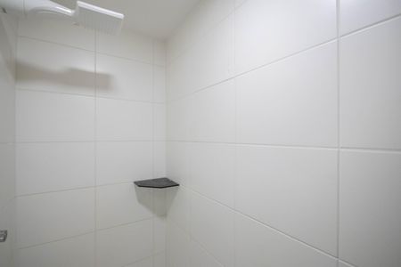Apartamento à venda com 28m², 1 quarto e sem vaga Apartamento à venda com 28m², 1 quarto e sem vagaBanheiro da Suíte 1
