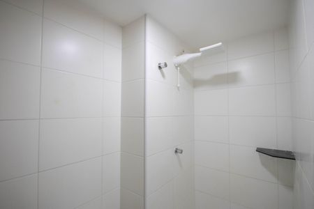 Apartamento à venda com 28m², 1 quarto e sem vaga Apartamento à venda com 28m², 1 quarto e sem vagaBanheiro da Suíte 1