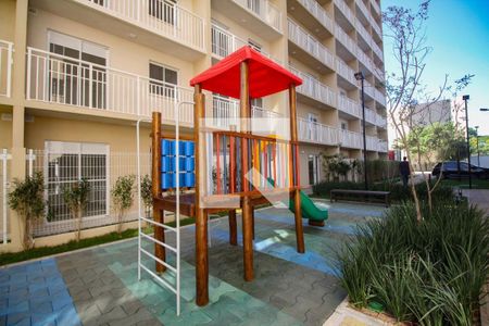 Apartamento à venda com 28m², 1 quarto e sem vaga Apartamento à venda com 28m², 1 quarto e sem vagaÁrea comum - Playground