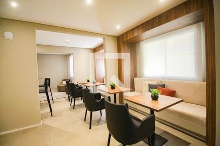 Apartamento à venda com 28m², 1 quarto e sem vaga Apartamento à venda com 28m², 1 quarto e sem vagaÁrea comum - Salão de festas