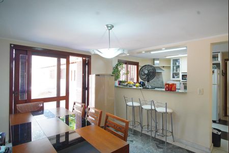 Casa à venda com 313m², 4 quartos e 4 vagasSala de Jantar