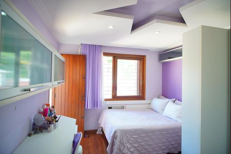 Casa à venda com 313m², 4 quartos e 4 vagasQuarto 3