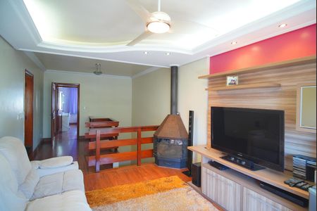 Casa à venda com 313m², 4 quartos e 4 vagasSala de TV