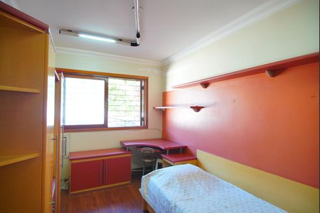 Casa à venda com 313m², 4 quartos e 4 vagasQuarto 