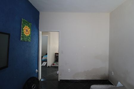 Casa à venda com 95m², 3 quartos e 3 vagasSala