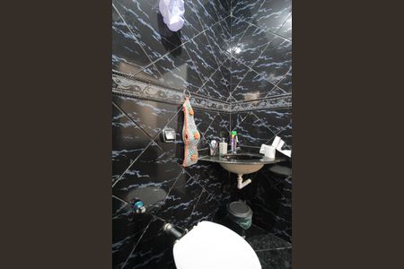 Casa à venda com 95m², 3 quartos e 3 vagasBanheiro da Suite