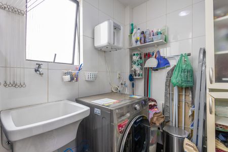 Apartamento à venda com 70m², 2 quartos e 1 vaga Apartamento à venda com 70m², 2 quartos e 1 vagaÁrea de Serviço