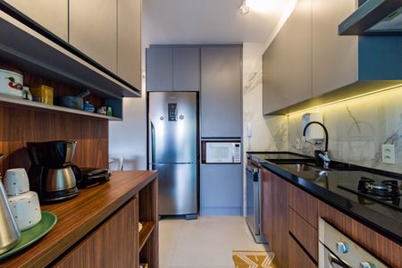 Apartamento à venda com 74m², 2 quartos e 2 vagas Apartamento à venda com 74m², 2 quartos e 2 vagasCozinha