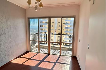 Apartamento à venda com 68m², 2 quartos e 1 vagaFoto 02