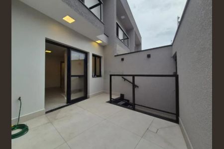 Casa à venda com 146m², 3 quartos e 4 vagas
