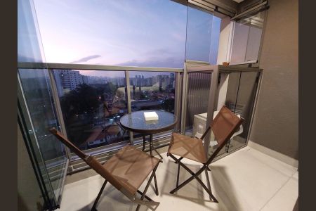Studio à venda com 25m², 1 quarto e sem vaga Studio à venda com 25m², 1 quarto e sem vagaVaranda