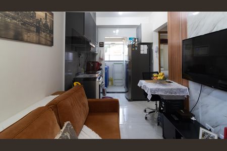 Apartamento à venda com 36m², 2 quartos e sem vaga Apartamento à venda com 36m², 2 quartos e sem vagaSala