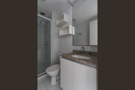 Apartamento à venda com 68m², 2 quartos e 1 vaga Apartamento à venda com 68m², 2 quartos e 1 vagaBanheiro Social