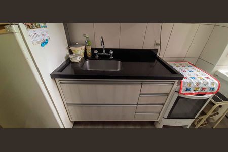 Apartamento à venda com 71m², 2 quartos e 2 vagas Apartamento à venda com 71m², 2 quartos e 2 vagasCozinha