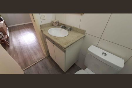 Apartamento à venda com 71m², 2 quartos e 2 vagas Apartamento à venda com 71m², 2 quartos e 2 vagasBanheiro Social