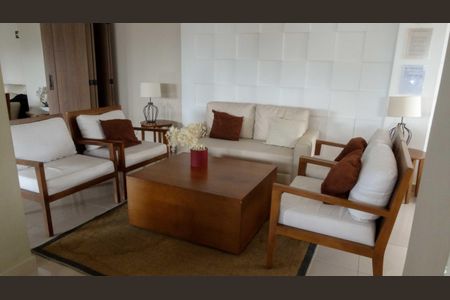 Apartamento à venda com 71m², 2 quartos e 2 vagas Apartamento à venda com 71m², 2 quartos e 2 vagasÁrea Comum