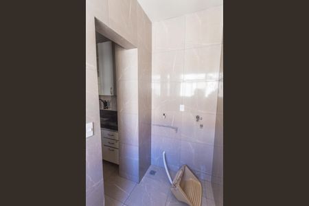 Apartamento à venda com 58m², 2 quartos e 1 vaga Apartamento à venda com 58m², 2 quartos e 1 vagaÁrea de Serviço