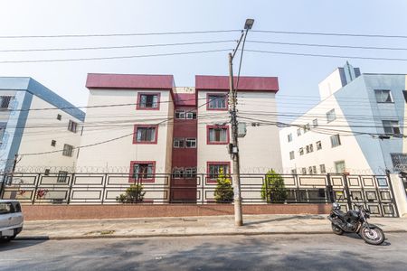 Apartamento à venda com 58m², 2 quartos e 1 vaga Apartamento à venda com 58m², 2 quartos e 1 vagaFachada