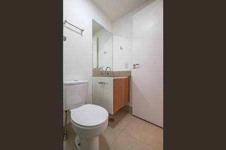 Studio à venda com 30m², 1 quarto e 1 vaga Studio à venda com 30m², 1 quarto e 1 vagaBanheiro