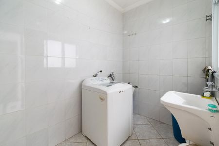 Casa à venda com 400m², 3 quartos e 2 vagas Casa à venda com 400m², 3 quartos e 2 vagasÁrea de Serviço