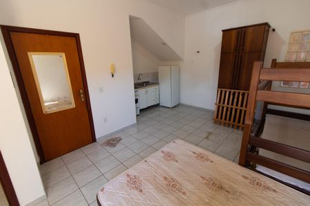 Studio para alugar com 30m², 1 quarto e sem vaga Studio para alugar com 30m², 1 quarto e sem vagaSala/Quarto