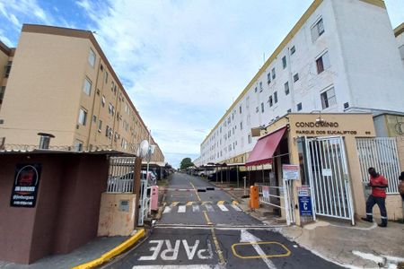 Apartamento à venda com 50m², 2 quartos e 1 vaga Apartamento à venda com 50m², 2 quartos e 1 vagaFachada