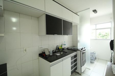 Apartamento à venda com 52m², 2 quartos e 1 vagaCozinha