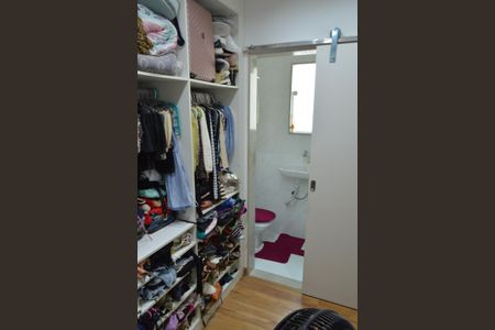 Apartamento para alugar com 140m², 2 quartos e 3 vagasCloset da Suíte