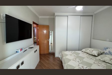 Apartamento à venda com 160m², 3 quartos e 2 vagas Apartamento à venda com 160m², 3 quartos e 2 vagasSuíte 2