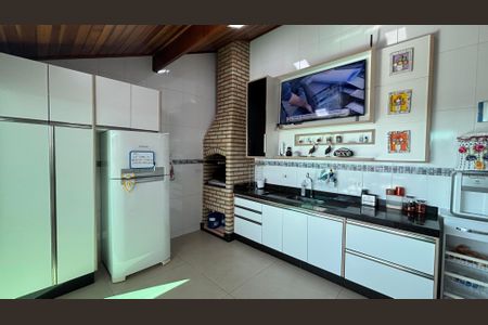 Apartamento à venda com 160m², 3 quartos e 2 vagas Apartamento à venda com 160m², 3 quartos e 2 vagasCobertura