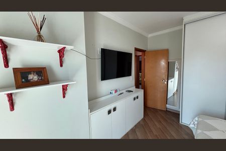Apartamento à venda com 160m², 3 quartos e 2 vagas Apartamento à venda com 160m², 3 quartos e 2 vagasSuíte 2